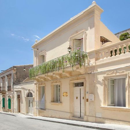 A Marchisa -Noto- Aparthotel Exterior photo